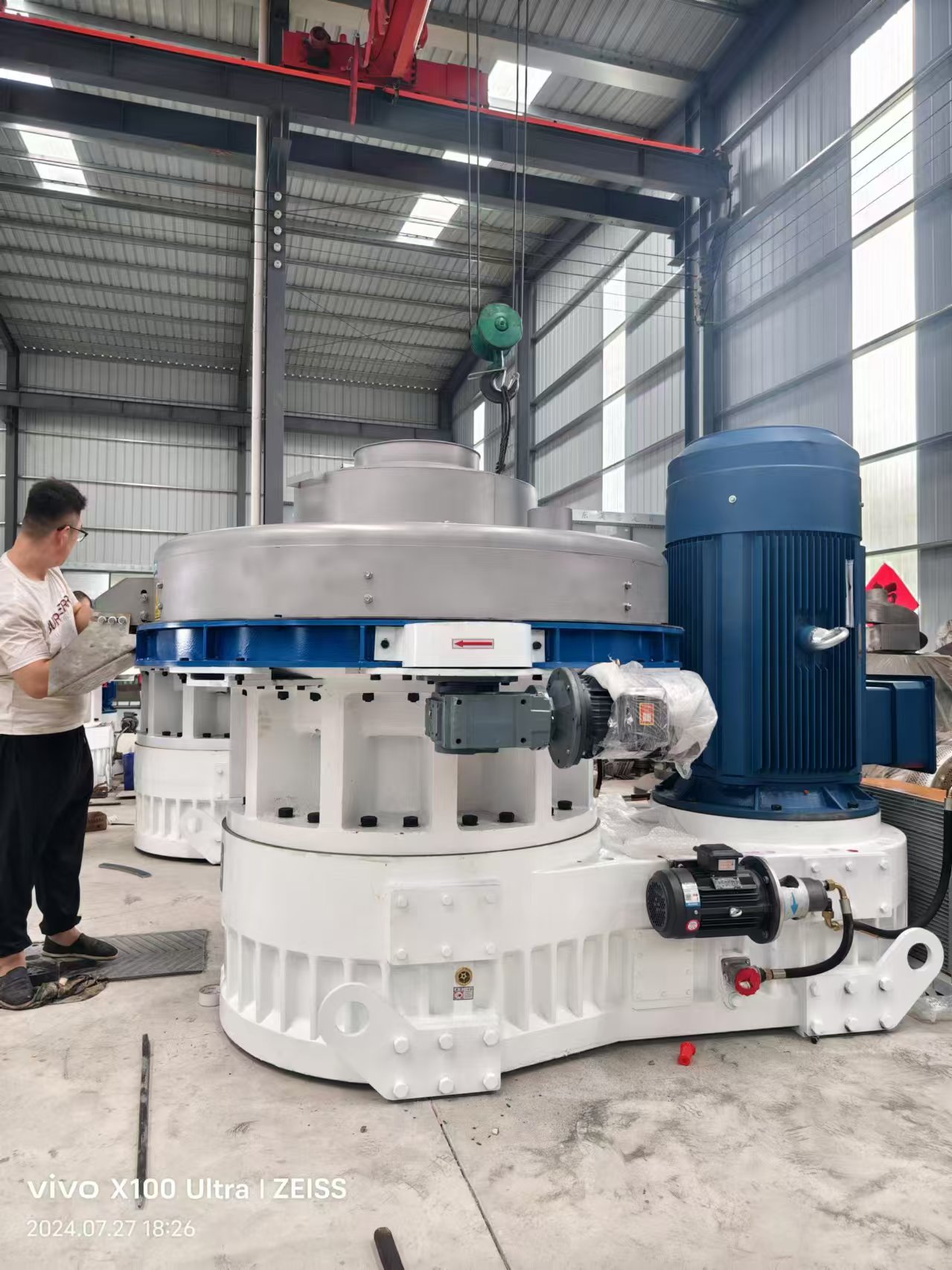 เครื่องอัดเม็ดแกลบ.jpg เครื่องอัดเม็ดแกลบ.jpg